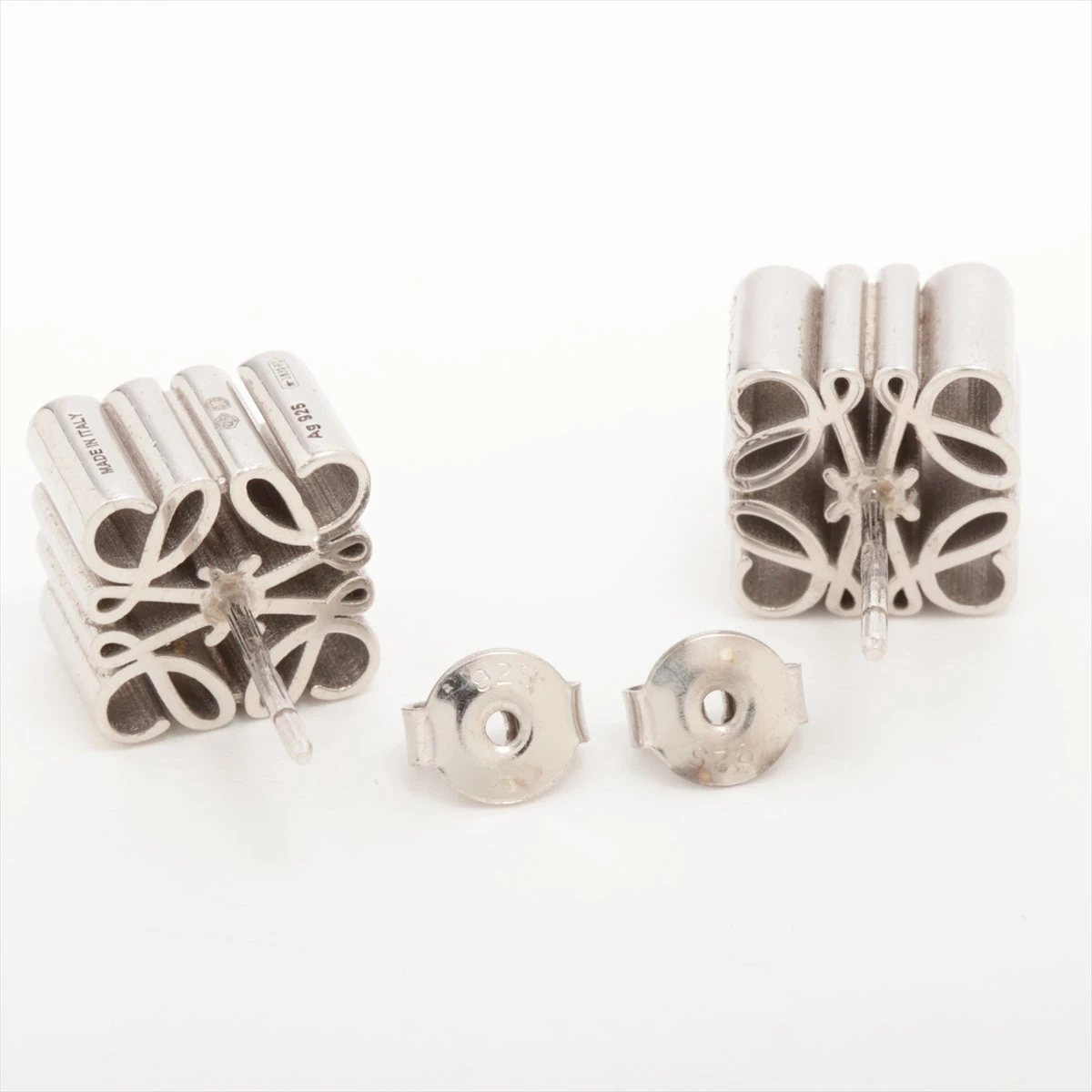 ロエベ アナグラム ピアス(両耳用) 925 7.3g シルバー A2576548