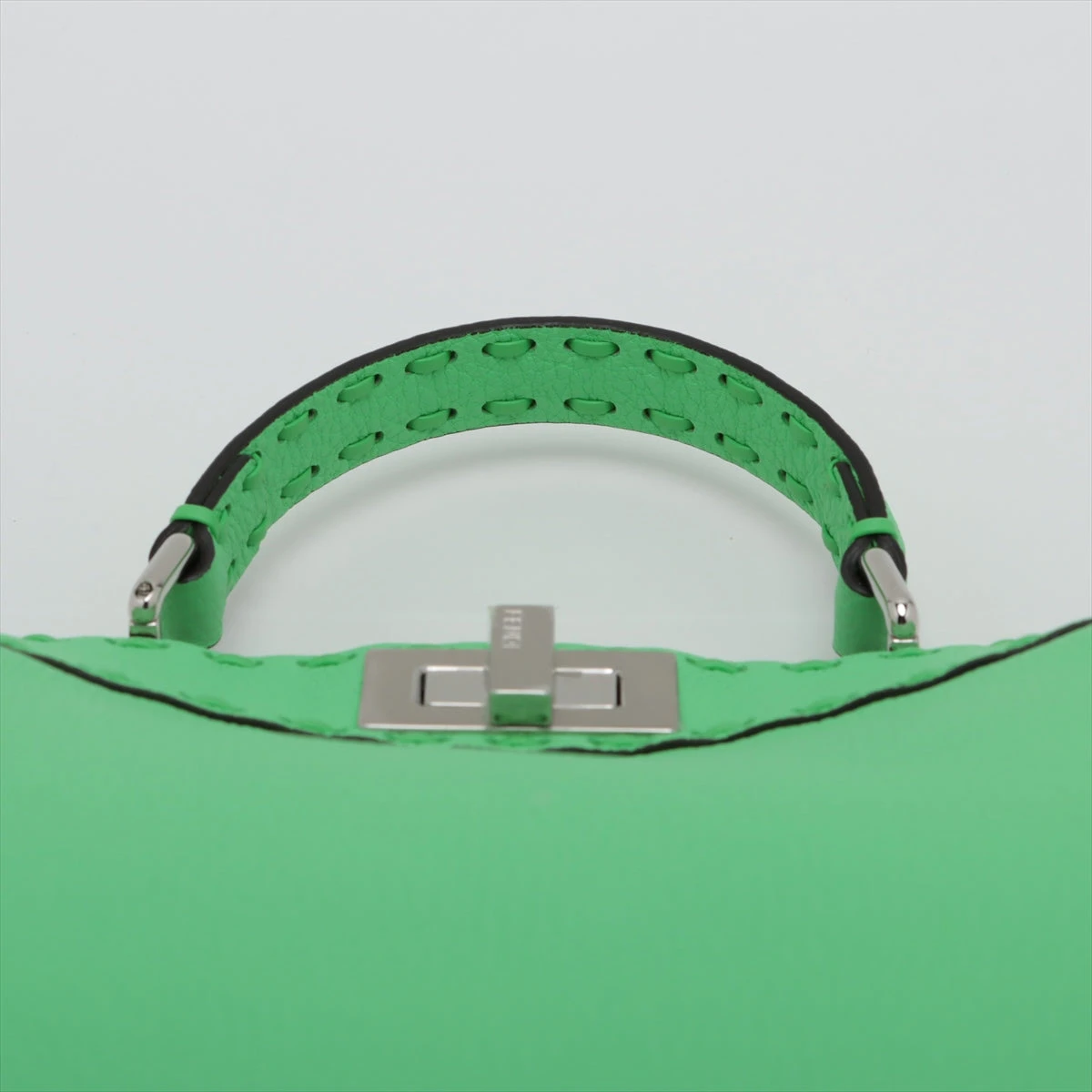 フェンディ セレリア ピーカブー アイシーユー スモール レザー 2WAY