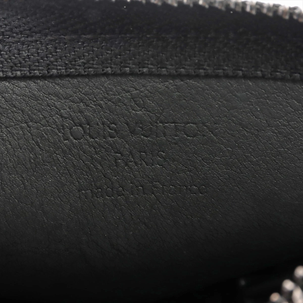 ヴィトン LVアエログラム ポシェットクレ M81031 ノワール