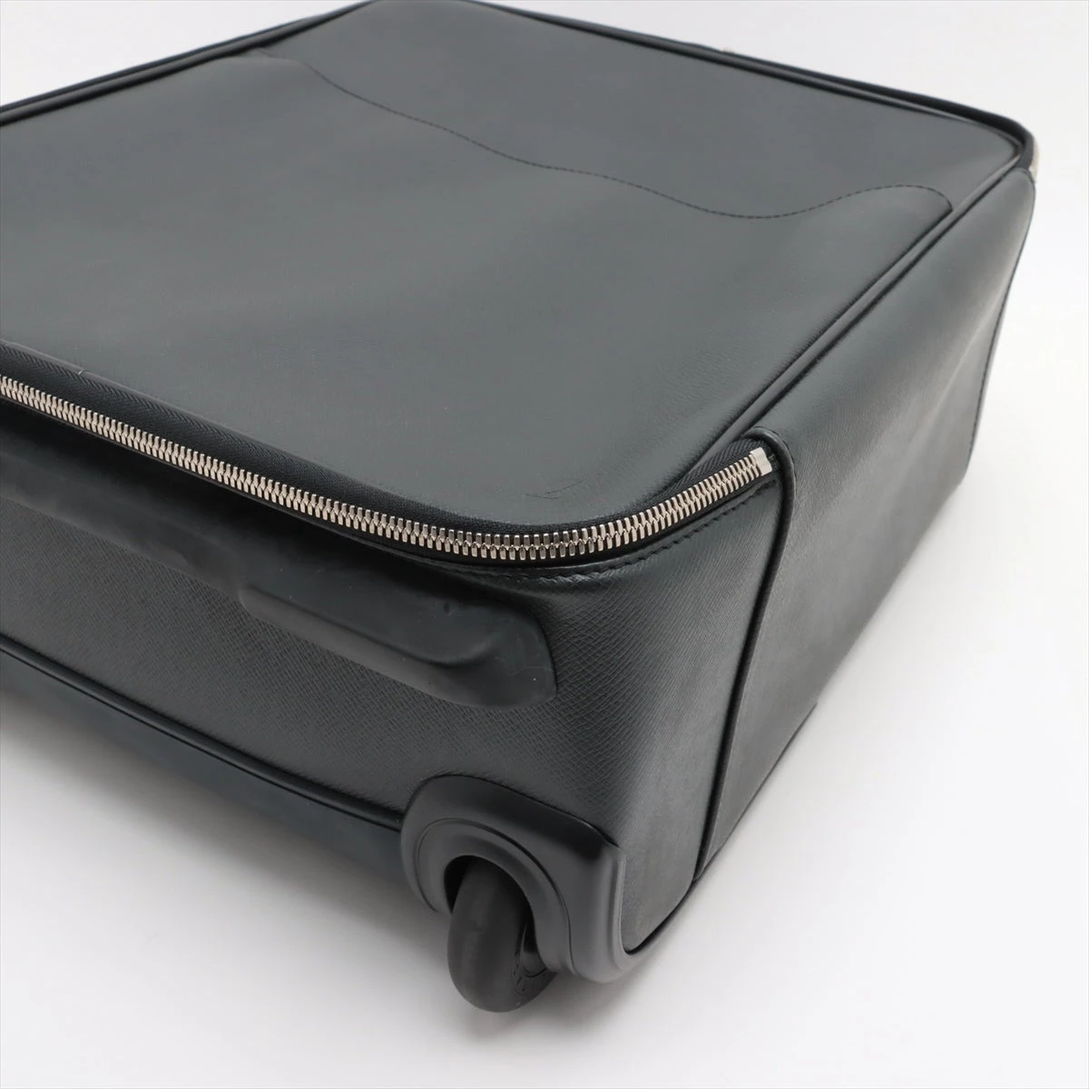 ヴィトン タイガ ぺガス45 M23302 AP061226｜中古ブランド品・ブランド