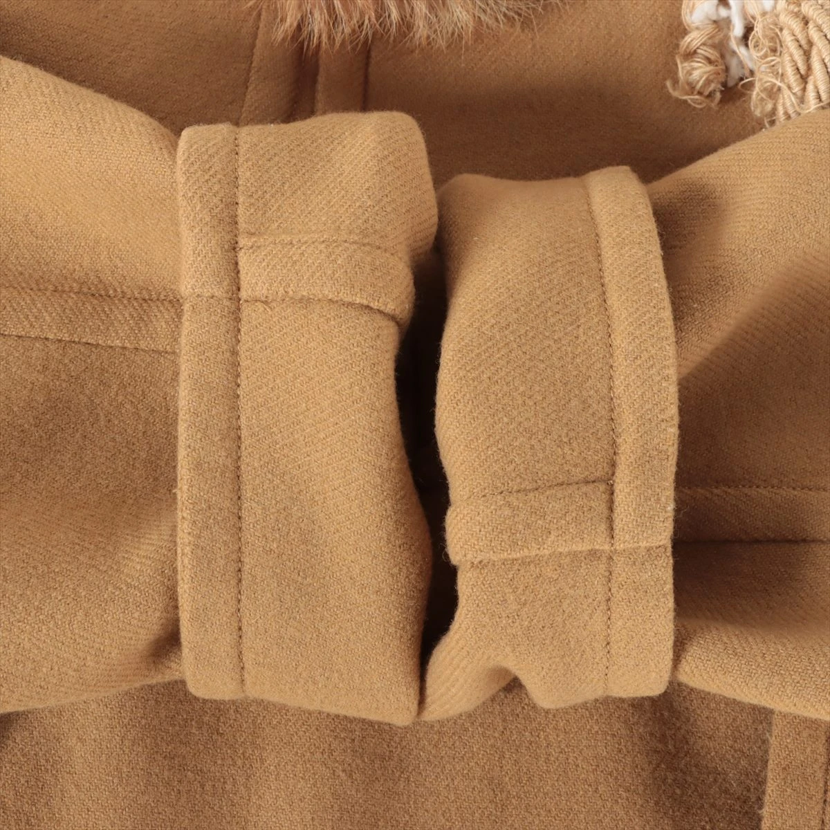 LOEWE ダッフルコート ベージュ ファー付き LOEWE（ロエベ）ダッフルコート ベージュ サイズ:50(XL位