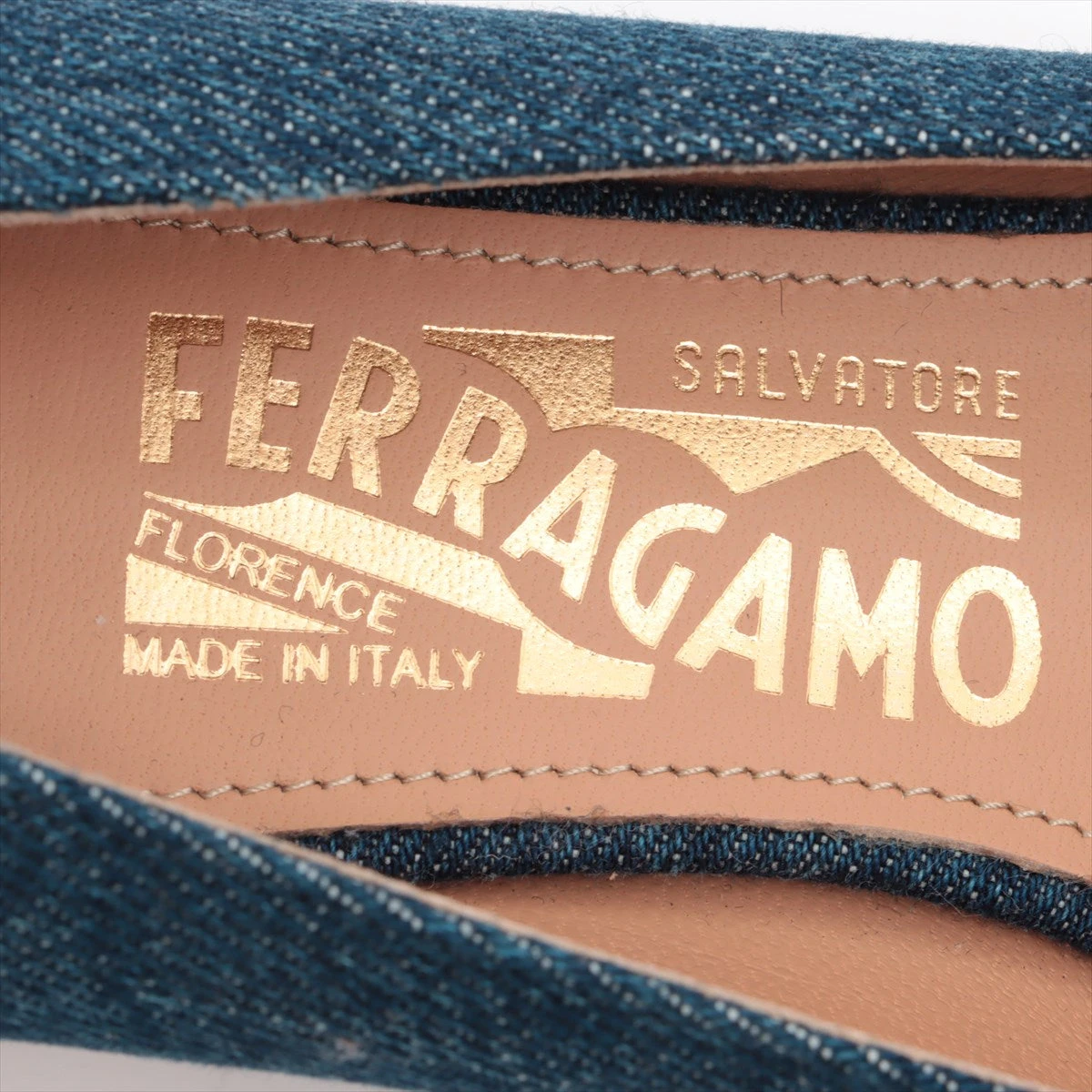 FERRAGAMO（フェラガモ）の「Salvatore Ferragamo Zeri Mid-Heel
