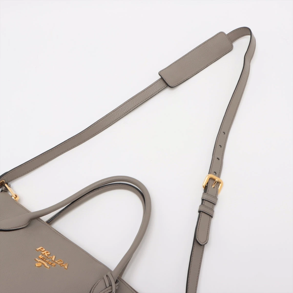 プラダ ヴィッテロダイノ 2WAYハンドバッグ グレージュ 1BA157