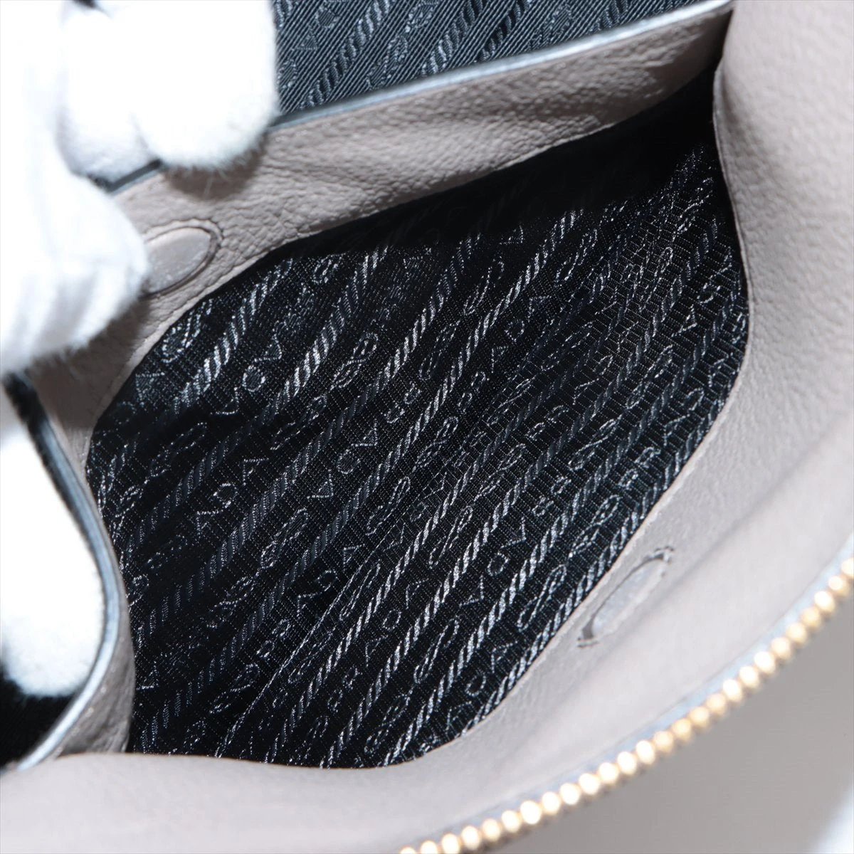 プラダ ヴィッテロダイノ 2WAYハンドバッグ グレージュ 1BA157