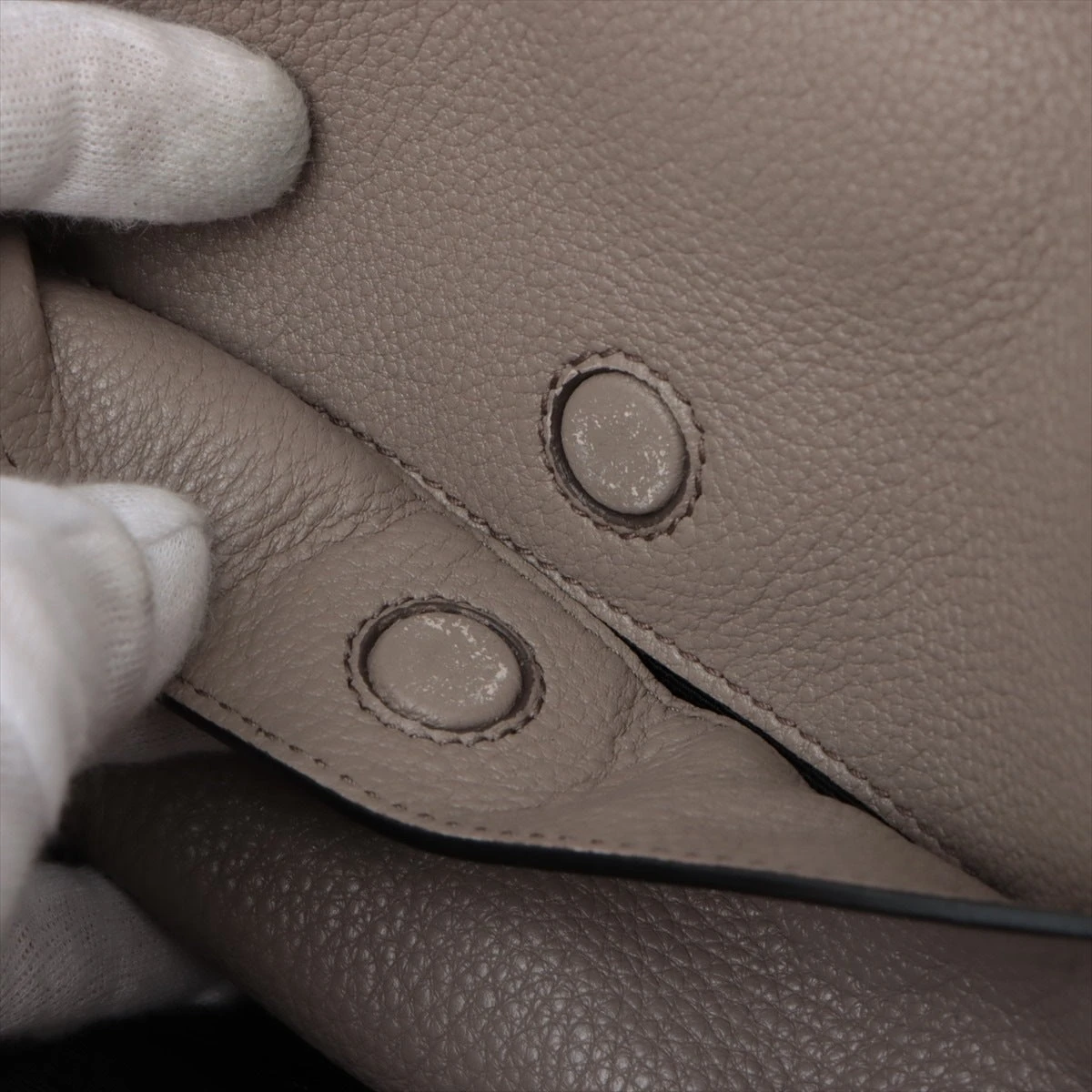 プラダ ヴィッテロダイノ 2WAYハンドバッグ グレージュ 1BA157