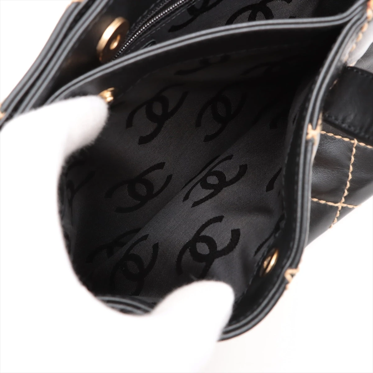 黒レザーハンドバッグ ゴールド金具付き プラダ レザー ハンドバッグ ゴールド金具 エスプラナード