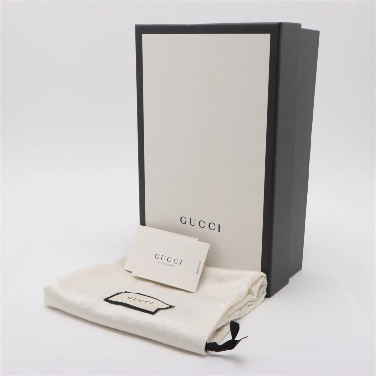 GG Marmont グッチ 財布 GUCCI ラウンドファスナー長財布