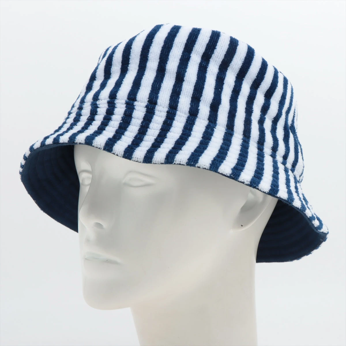 ルイヴィトン M77622 シャプカ LVグラフィカル バケットハット