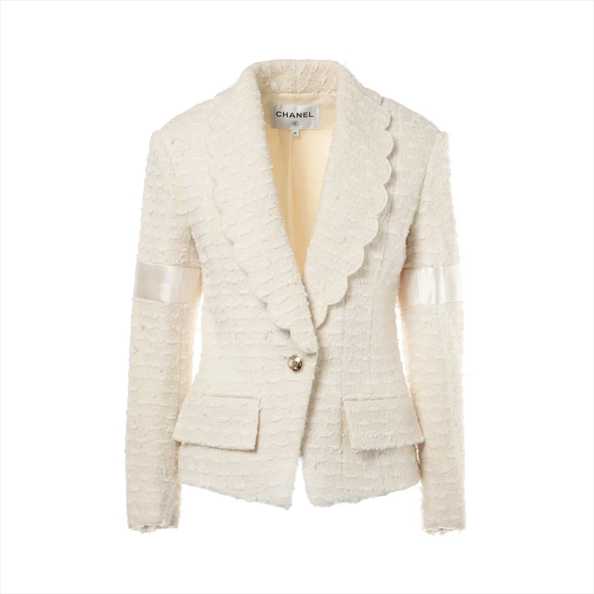 美品 シャネル ショート丈 97P 半袖 シルク ジャケット 40 ココボタン 美品 シャネル ショート丈 97P 半袖 シルク ジャケット 40 ココボタン