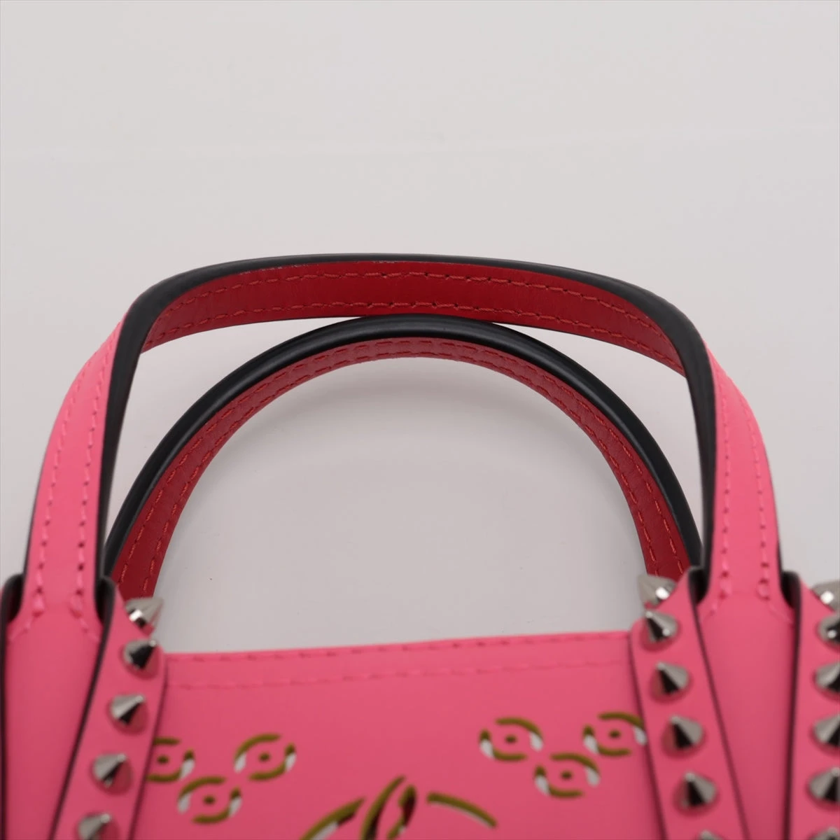 ネオンピンク レザートートミニ　ルブタン Christian Louboutin クリスチャンルブタン カバタ ミニ レザー 2WAYハンドバッグ ネオン