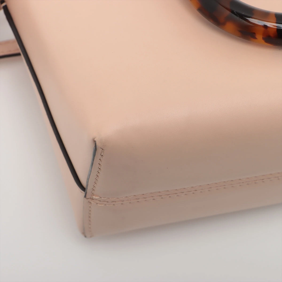 FENDI カーフレザー ２WAY ピンクベージュ ハンドバッグ 8BH367 FENDI カーフレザー 2WAY ピンクベージュ ハンドバッグ 8BH367