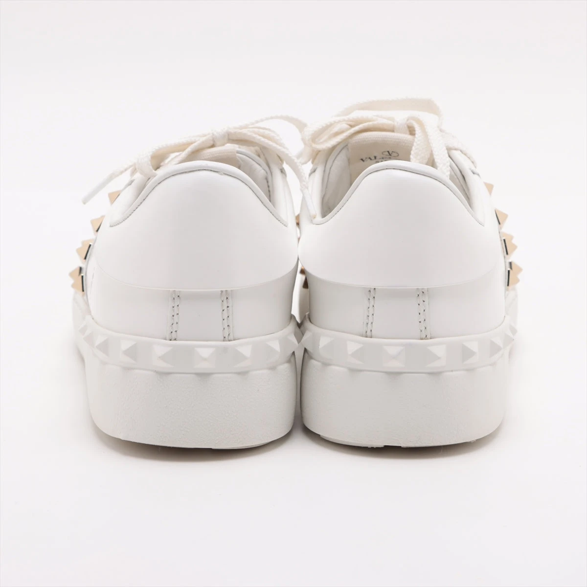 Valentino レディース スニーカー 38 ロックスタッズ 送料無料 Valentino レディース スニーカー 38 ロックスタッズ 送料無料