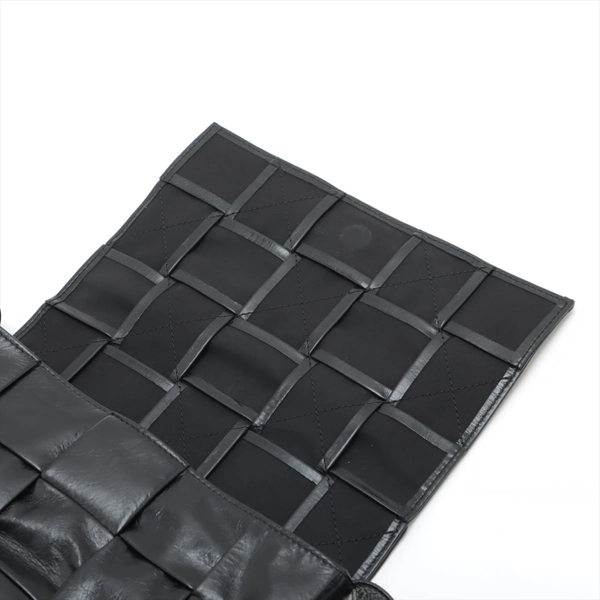 ボッテガヴェネタ マキシイントレチャート カセット レザー