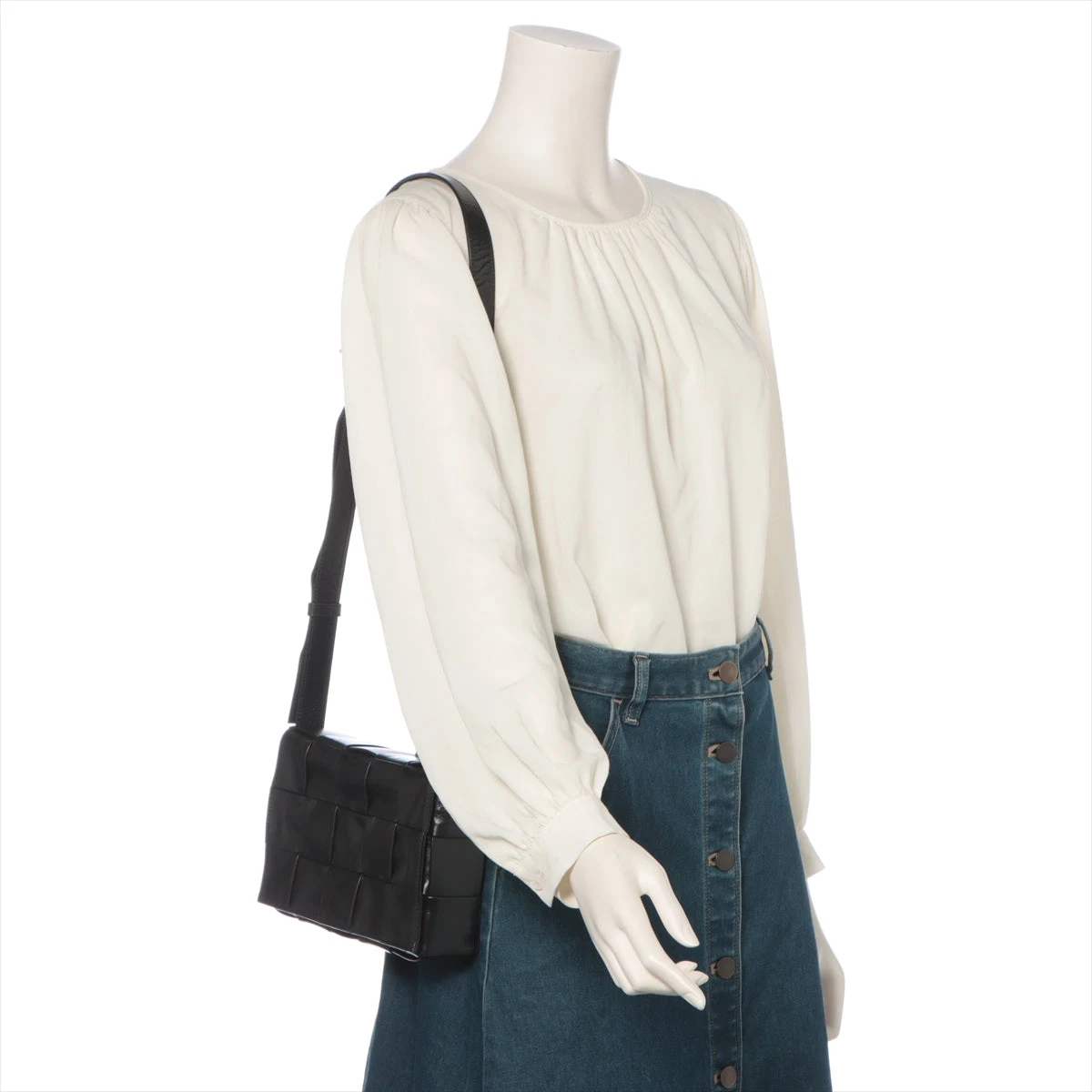 高級✨ボッテガヴェネタ イントレチャート ワンショルダー レザー ブラック ボッテガヴェネタ イントレチャート ホーボー レザー ワンショルダー