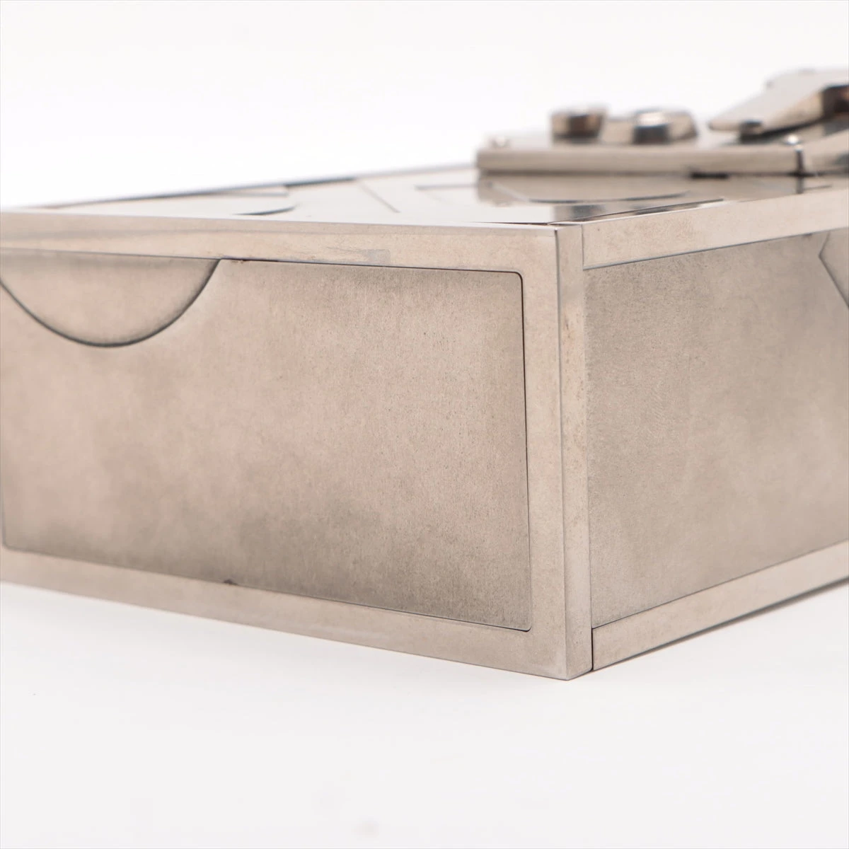 ダンヒル GTロックバッグ メタル ショルダーバッグ シルバー A2674529