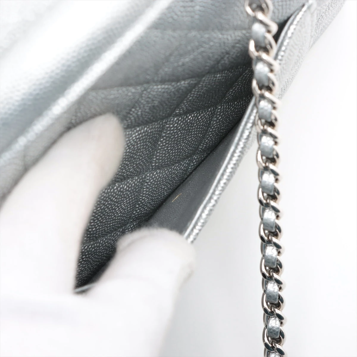 シャネル マトラッセ キャビアスキン チェーンショルダーバッグ