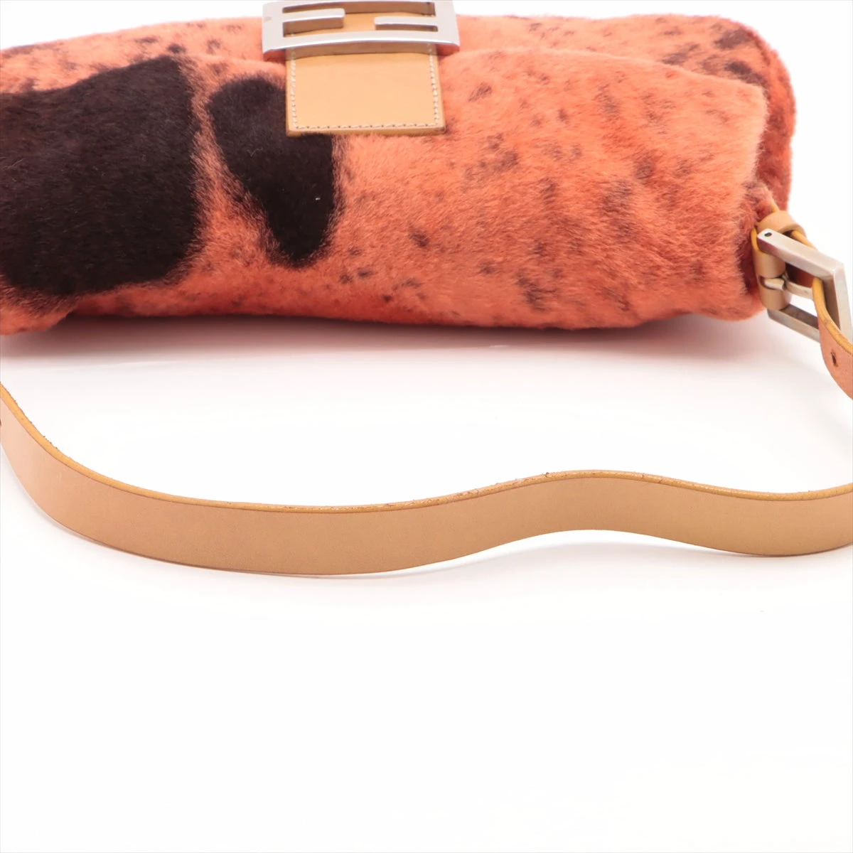 ヴィンテージ FENDI フェンディマンマバケット レザー 赤 フェンディ マンマバゲット ヴィンテージ シリアルナンバー付き