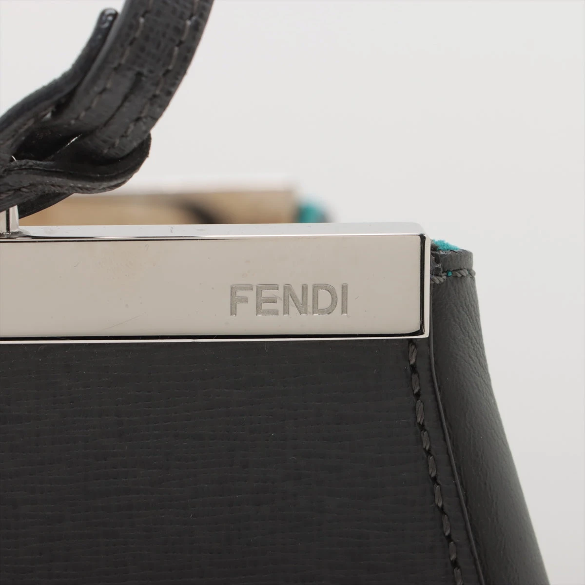 レア‼️【FENDI 】プチトロワジュール　ライトグレー FENDI フェンディ ハンドバッグ ショルダーバッグ プチ トロワ