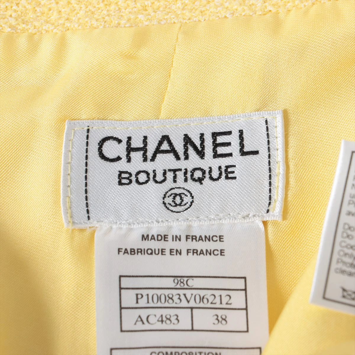 シャネル ロゴボタン付き イエローニット ☆可愛い♪◇CHANEL◇プルオーバー カシミヤ ライトイエロー
