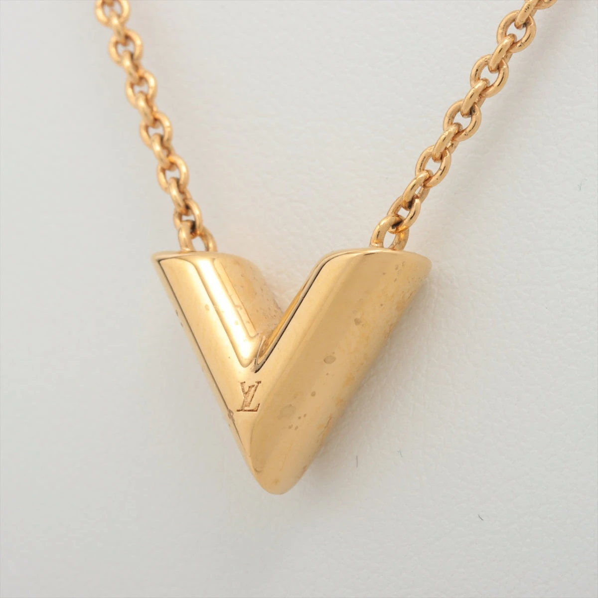 ヴィトン M61083 エセンシャル V LE0290 ネックレス GP ゴールド