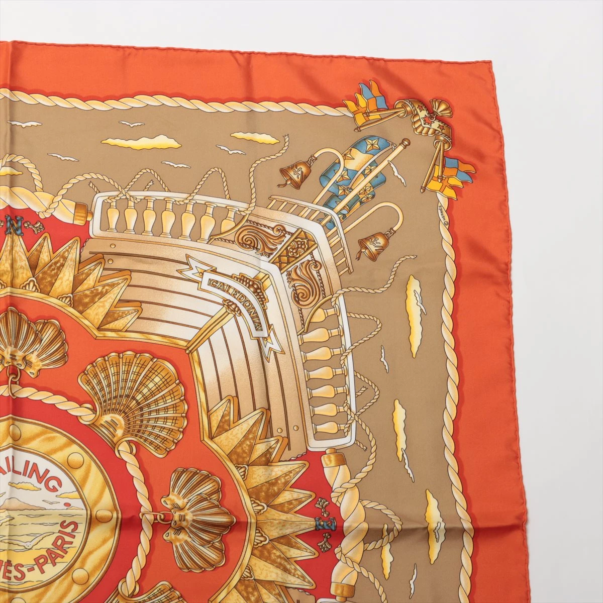 HERMÈS 船デザイン スカーフ オレンジ エルメス カレ90 RAILING 船の手摺 スカーフ シルク オレンジ A2689076