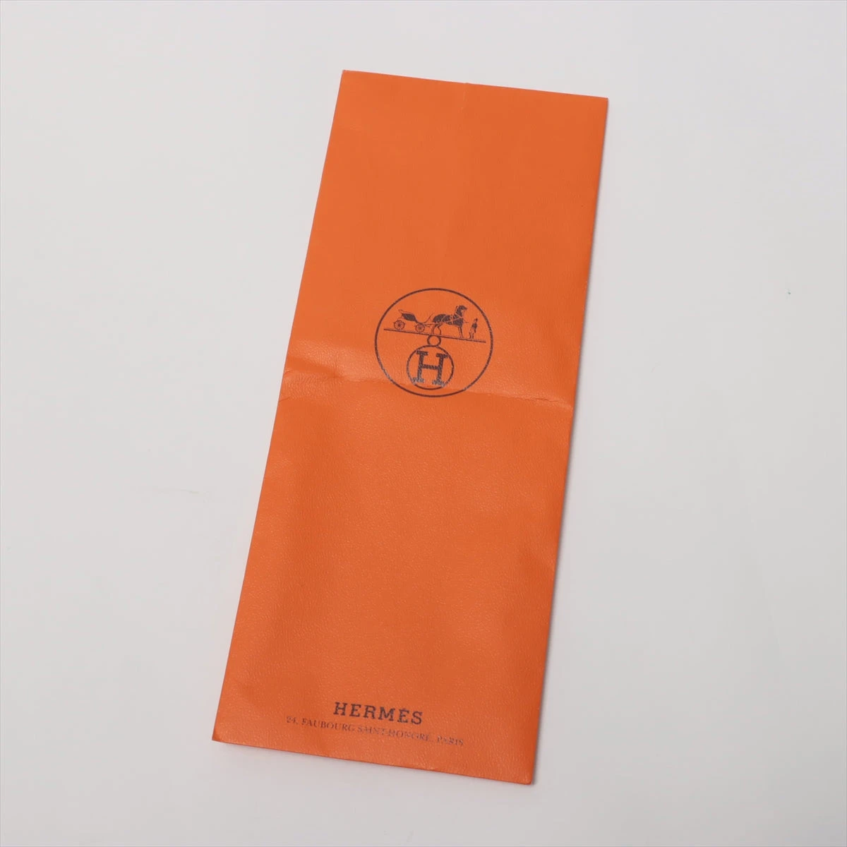 ✨未使用に近い✨  HERMES   花咲く織物   スカーフ カレ40 HERMES】【Au Pays des Oiseaux Fleurs】【フランス製】エルメス