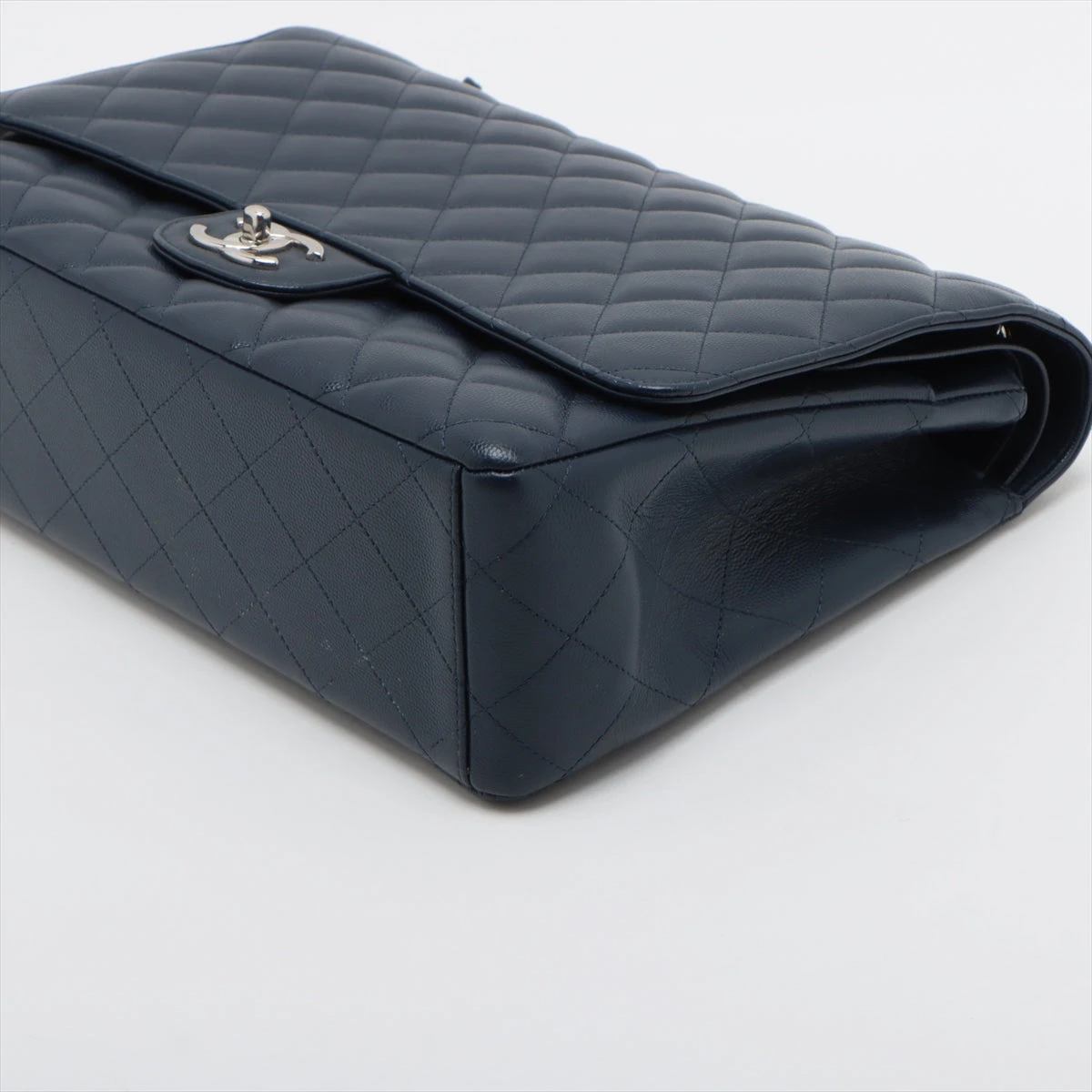 CHANEL シャネル/デカマトラッセ34ダブルフラップチェーンショルダー/キャビアスキン/A58601/155*****/シャネル/Bランク/84【中古】 シャネル デカマトラッセ34 マキシ キャビアスキン ダブルフラップ