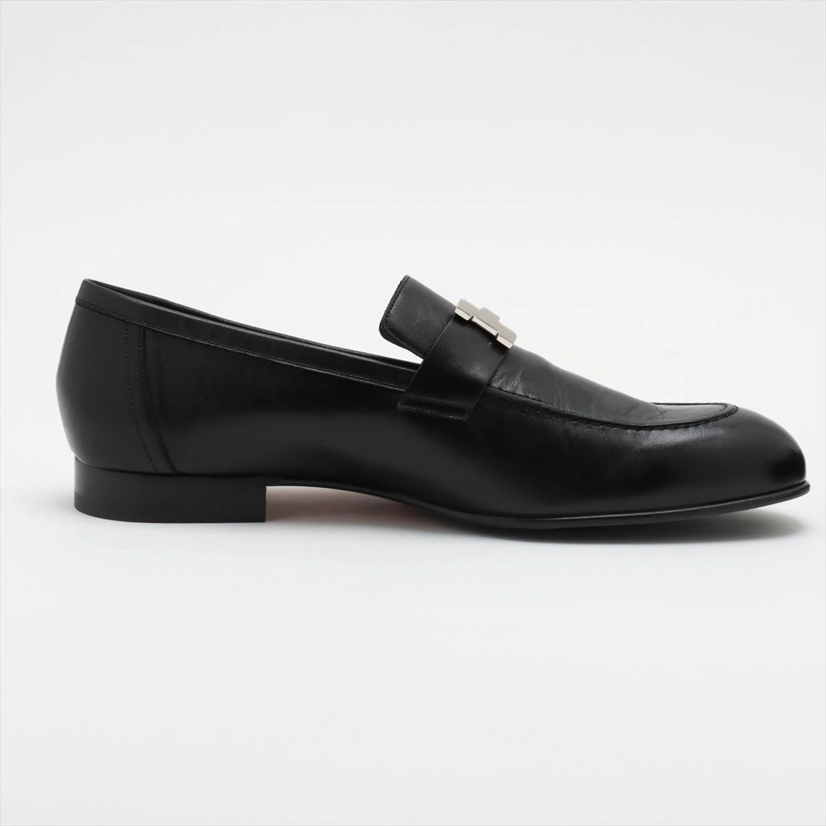 美品 エルメス ローファー レザー 黒 40 1/2 保存袋付 メンズ 65a711943b969.webp