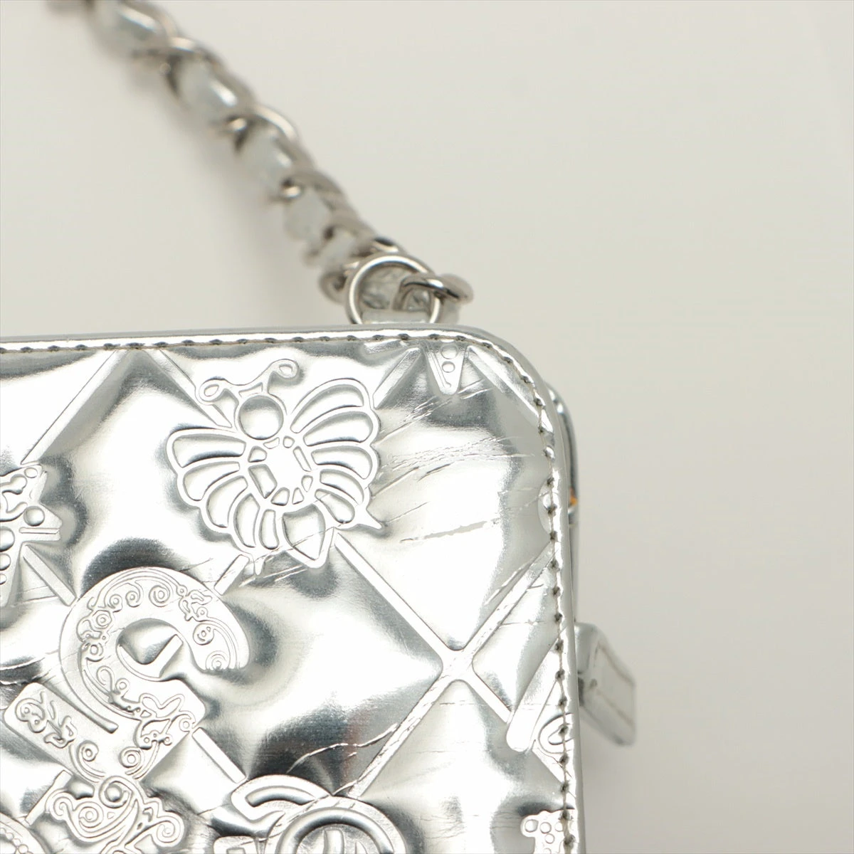 シャネル アイコン パテントレザー チェーンショルダーバッグ シルバー