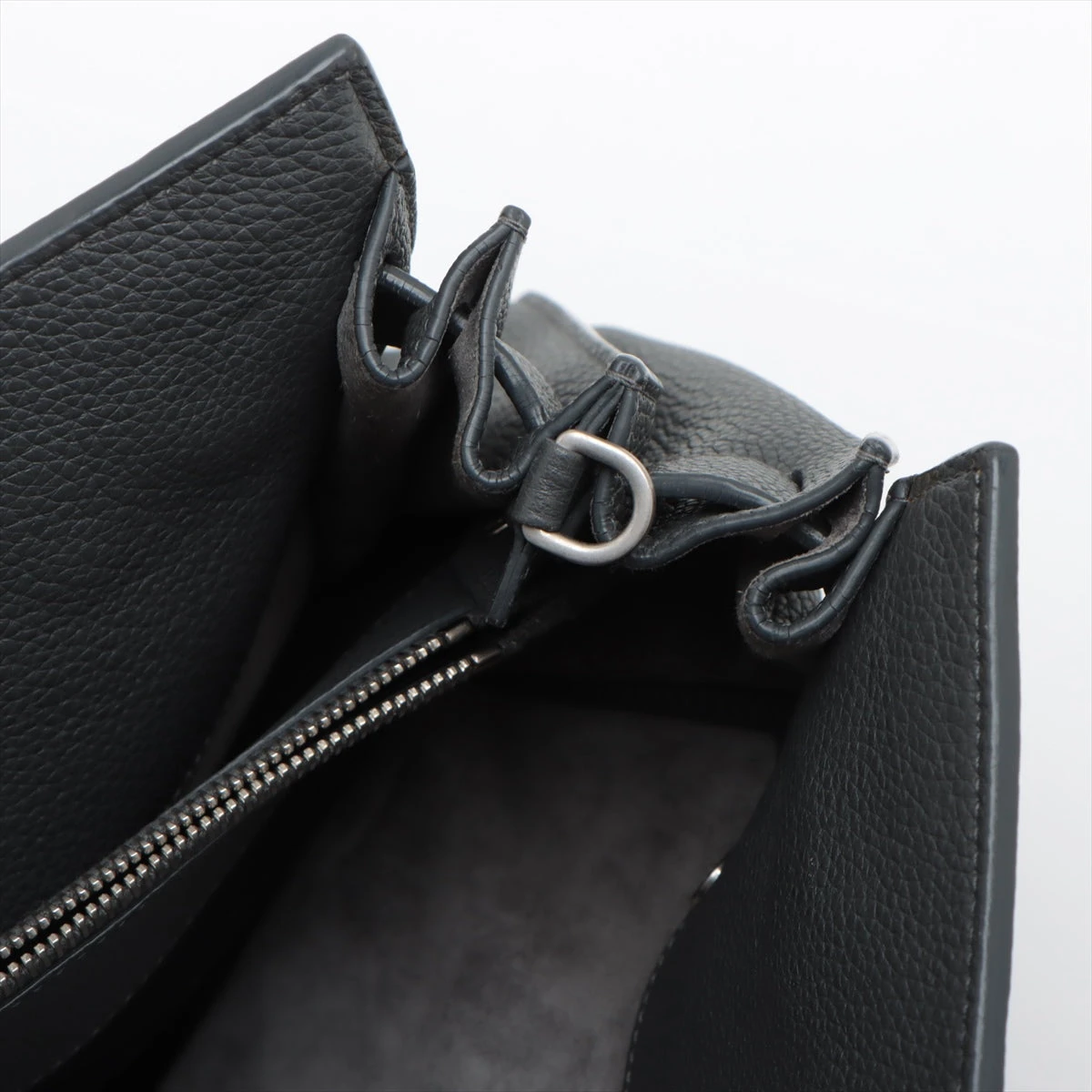 サンローランパリ サックドジュール サックドジュール スープル レザー