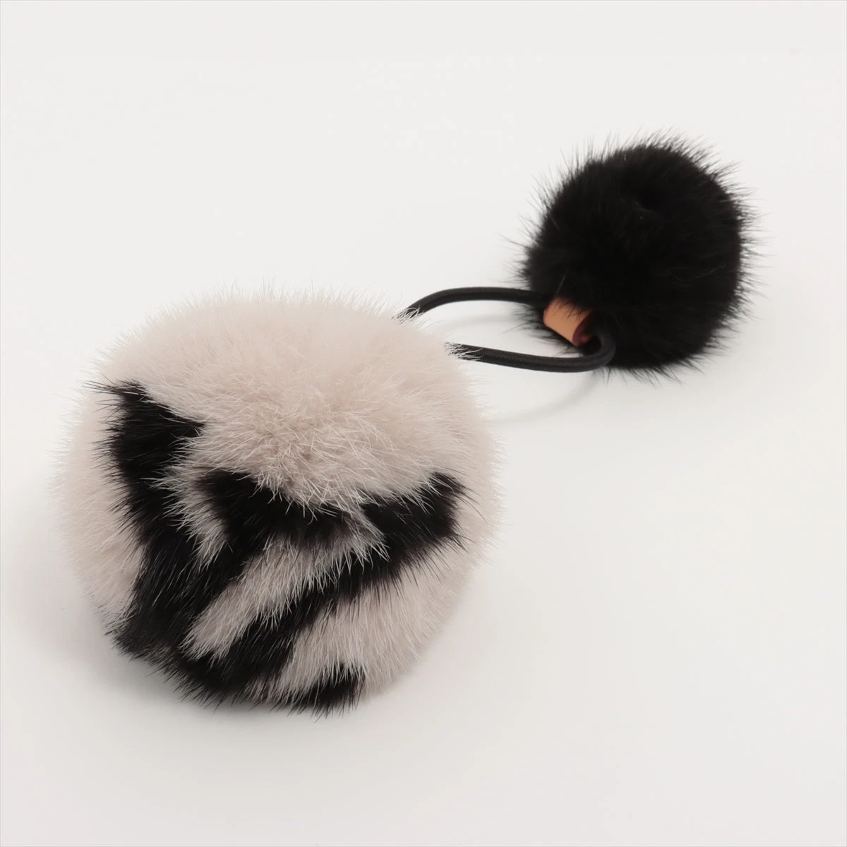 定価9.3万 美品 ヴィトン シュシュ・ヴィゾン LV コージー M77738. LOUIS VUITTON 箱付超美品 ルイヴィトン 2023年 M77738 シュシュ