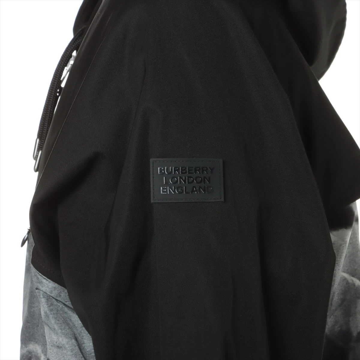 バーバリー 20SS ナイロン ジャケット XL メンズ ブラック 8024059 