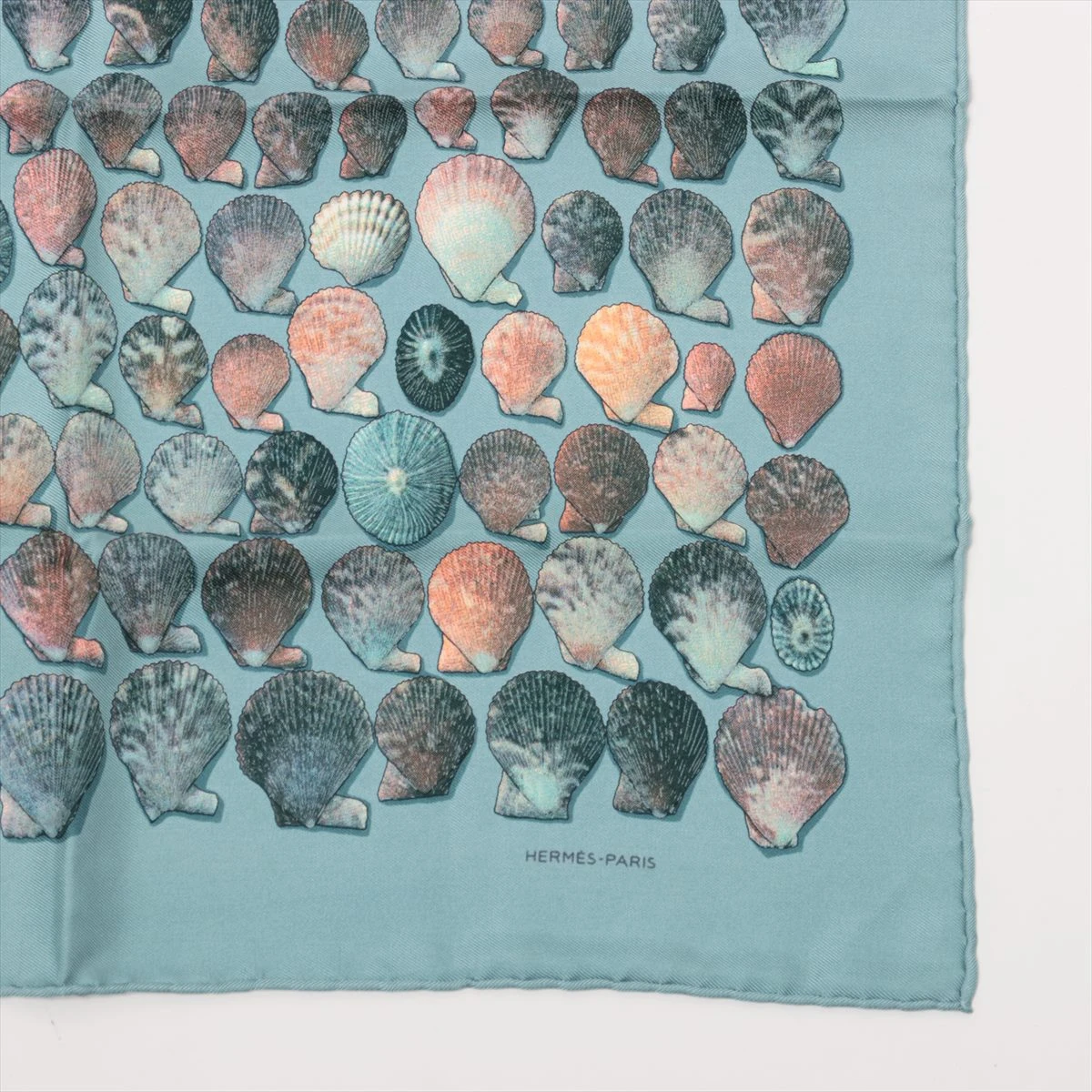 エルメス スカーフ シルク ブルー カレ45 COQUILLES 貝殻 A2703371