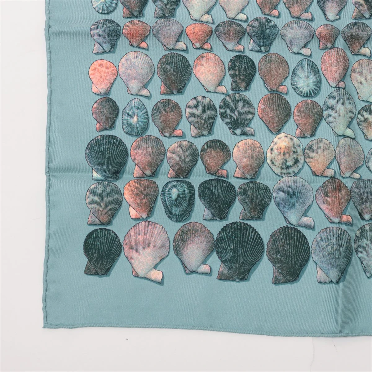 HERMES 貝殻デザイン スカーフ エルメス スカーフ シルク ブルー カレ45 COQUILLES 貝殻