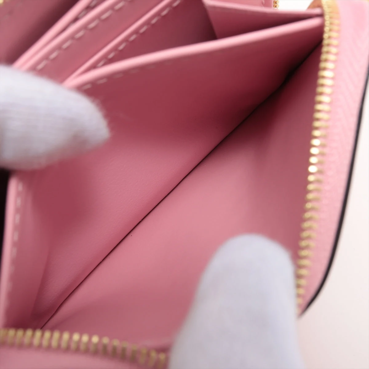 Louis Vuitton 赤 レザー コインケース　ヴェルニジッピー LOUIS VUITTON ルイヴィトン モノグラムヴェルニ ヴェルニ