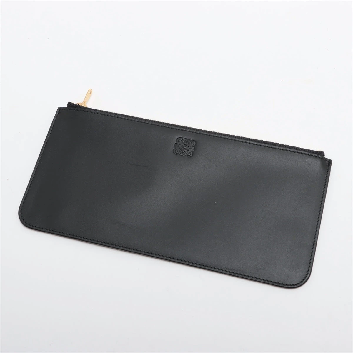 ロエベ アナグラム レザー クラッチバッグ ブラック A2429934