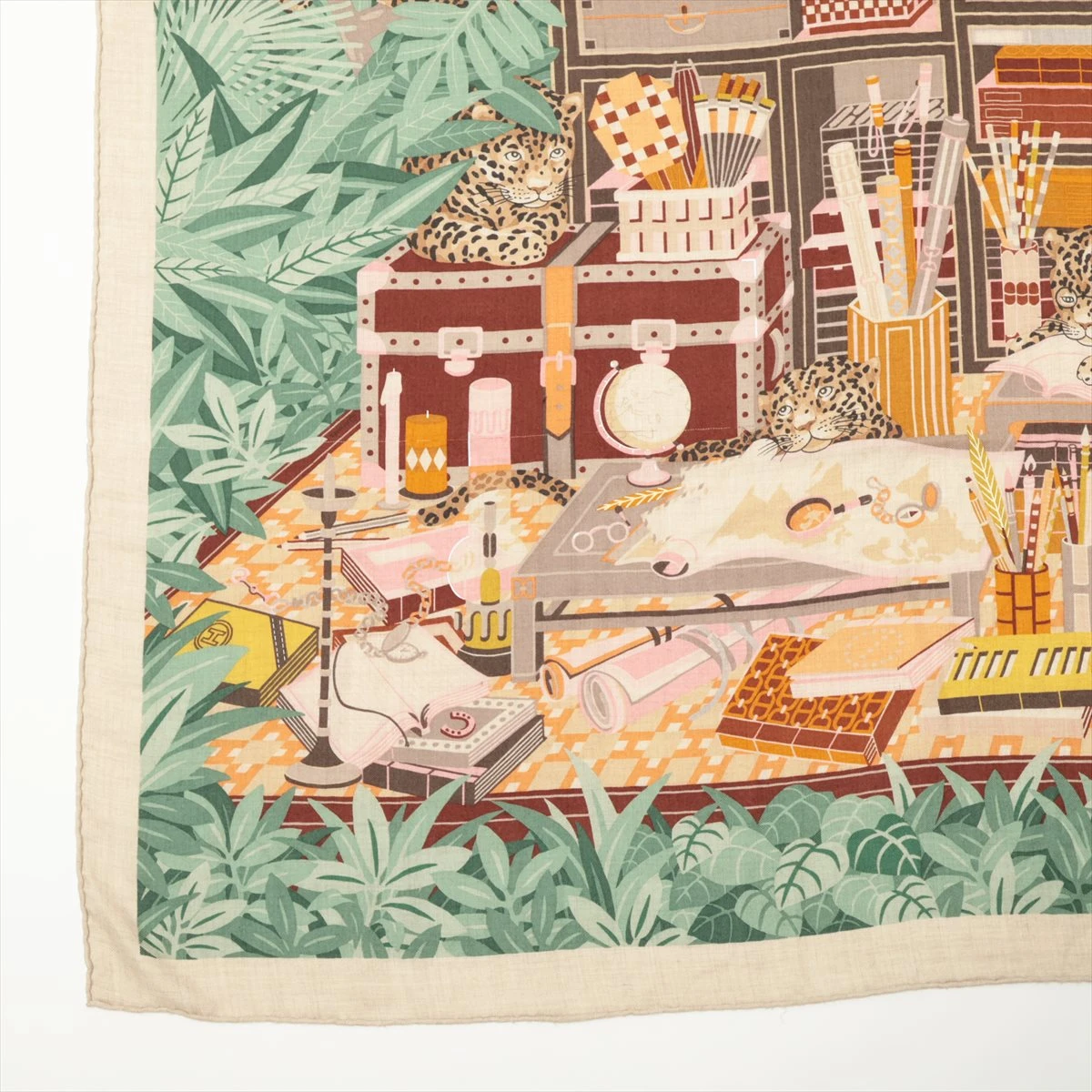 HERMES 12頭のレオパード　カレジェアン　カシシル　140 極美品 可愛い エルメス カシシル カレジェアン 140 12頭の