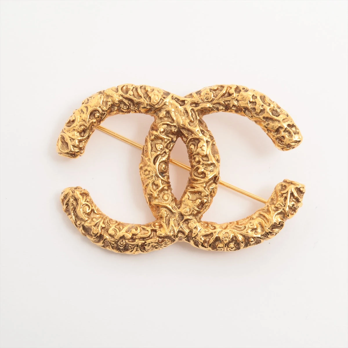シャネル ココマーク 93A ブローチ GP ブラック×ゴールド 唐草模様