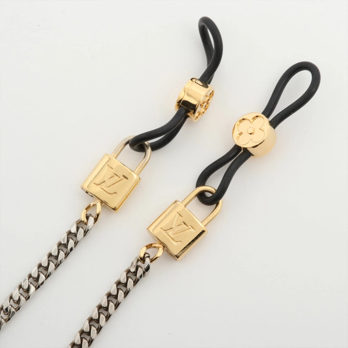 新品！！Louis Vuitton ブラックパンプス ゴールドチェーン 新品！！Louis Vuitton ブラックパンプス ゴールドチェーン