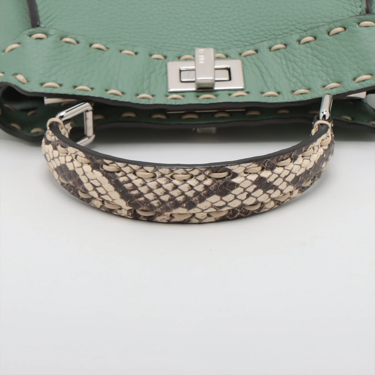 FENDIフェンディ FENDI☆フェンディ・セレリア・ピーカブー