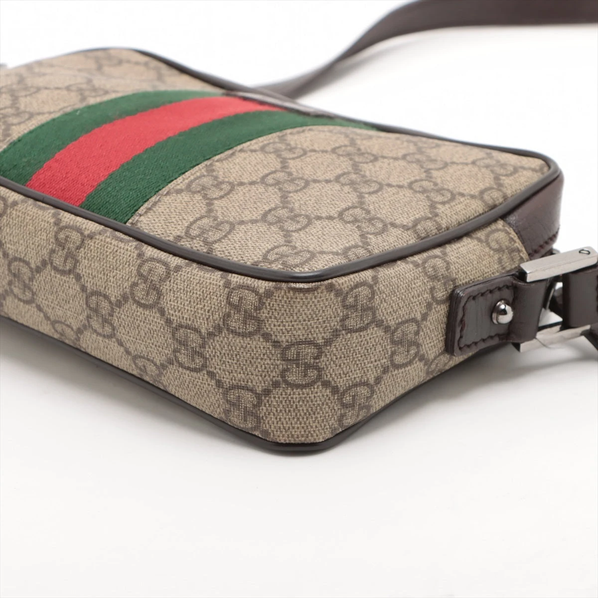 siixxxyaページです。 グッチ GGスプリーム ショルダーバッグ ベージュ 162910