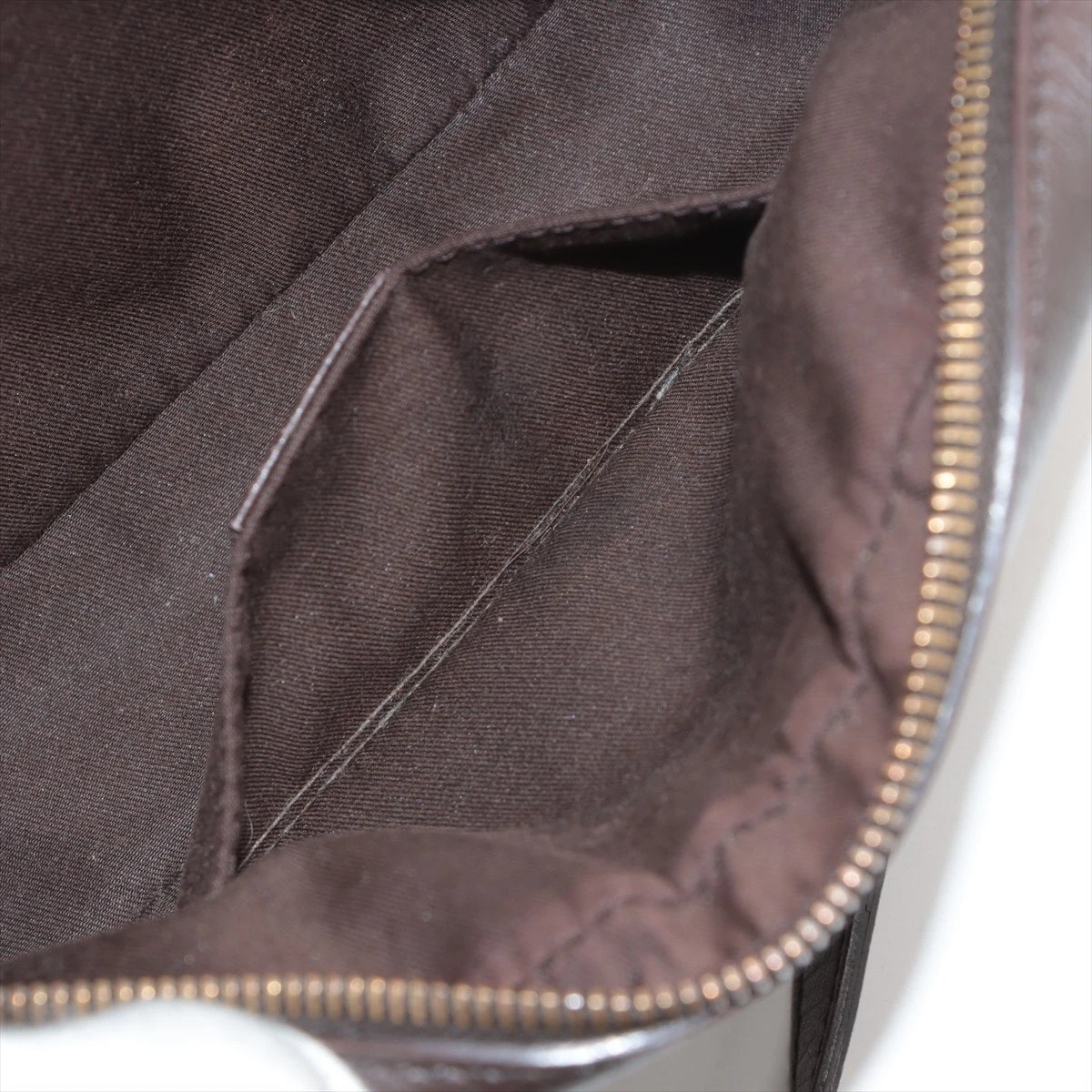 siixxxyaページです。 グッチ GGスプリーム ショルダーバッグ ベージュ 162910