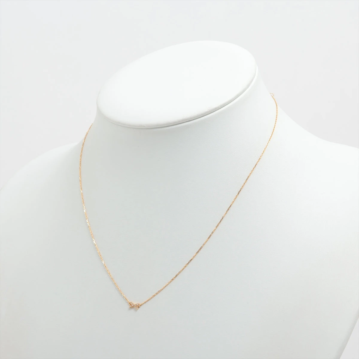 agete リボンネックレス　K18　ダイヤモンド　0.03㌌ agete リボンネックレス K18 ダイヤモンド 0.03㌌ agete リボン