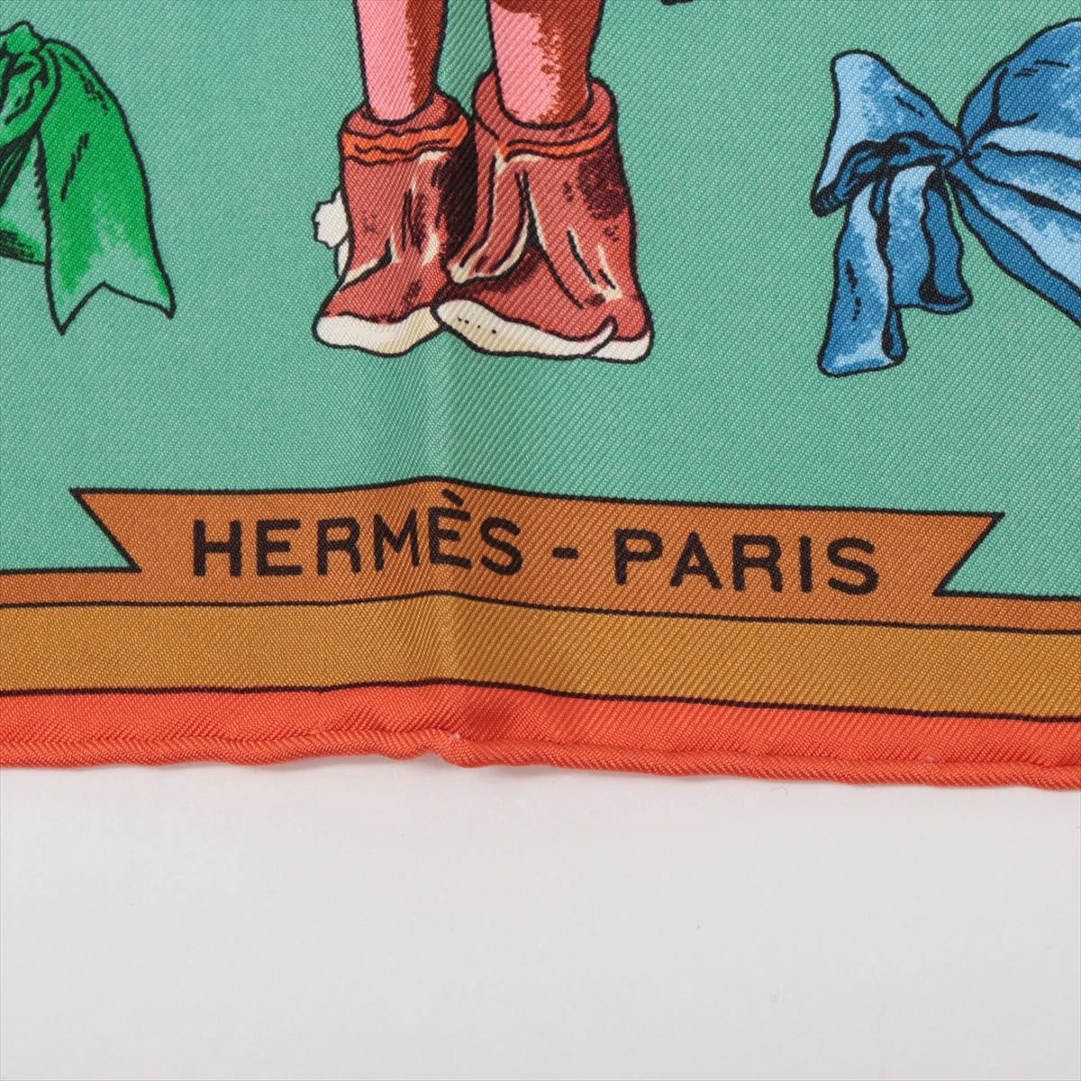 エルメス カレ90 Kachinas カチナ(未使用、実家保管品) 楽天市場】【極美品】 エルメス HERMES スカーフ カレ 90 シルク