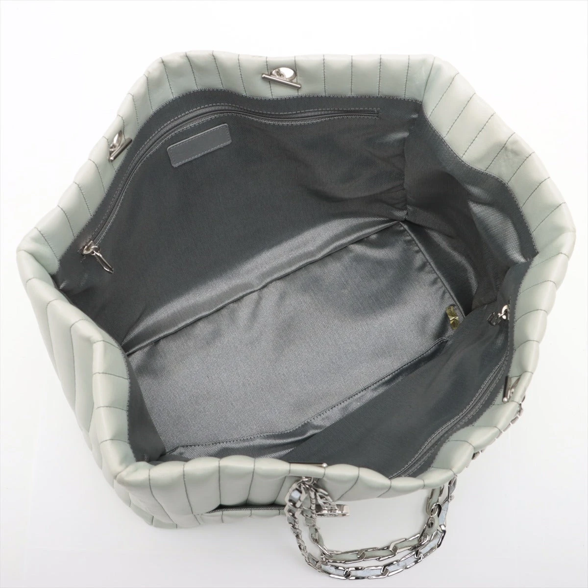 シャネル ニューマドモアゼル ラムスキン チェーントートバッグ ライト