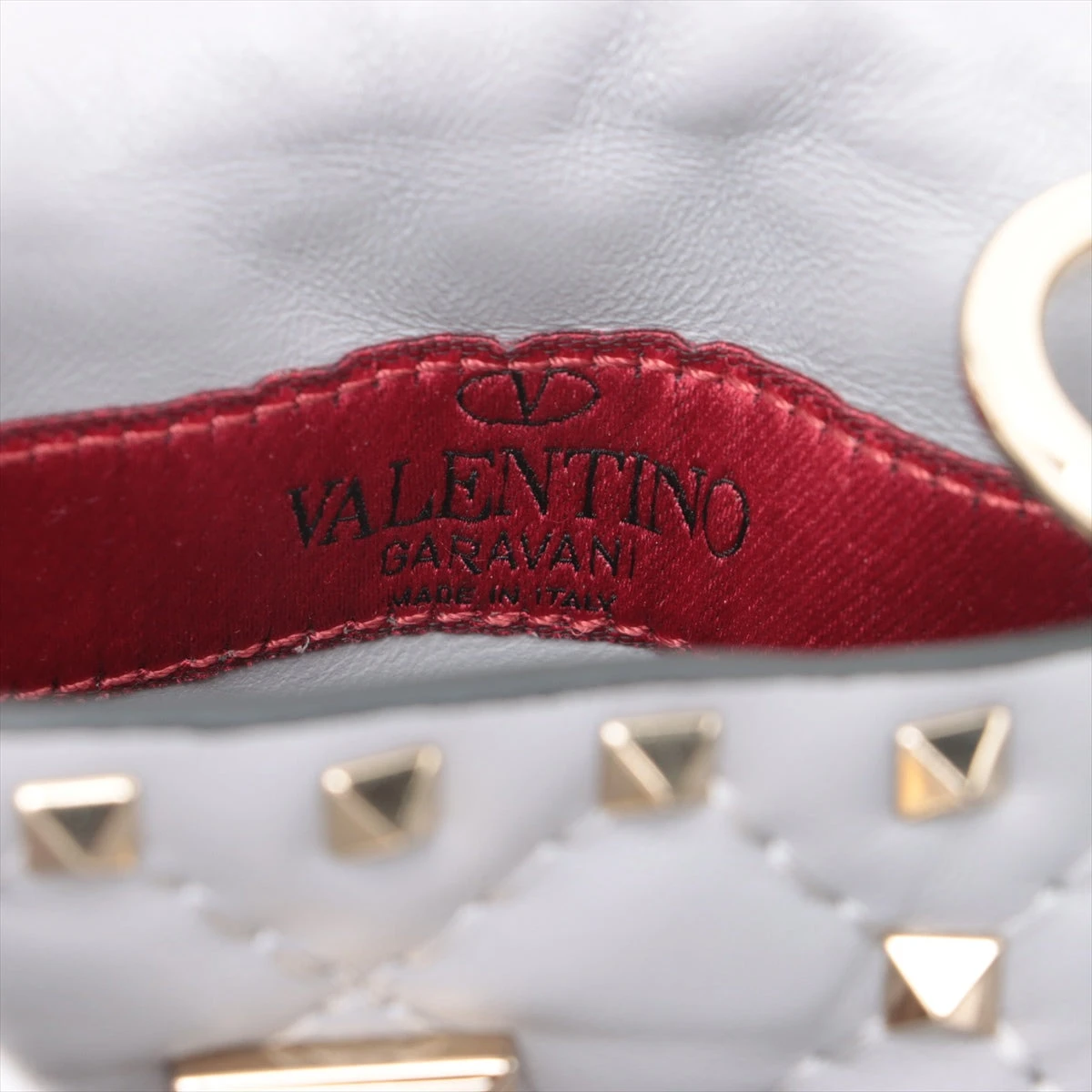 ヴァレンティノガラヴァーニ VALENTINO ロックスタッズ フォンホルダー 楽天市場】【未使用保管品】ヴァレンティノ ガラヴァーニ