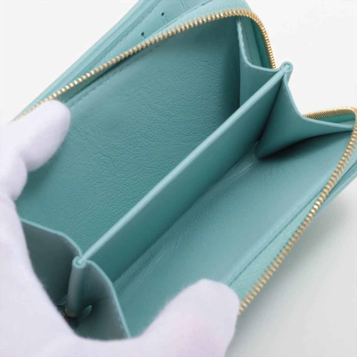 ヴィトン モノグラム エンボス ポルトフォイユ ルー M82265 ブルー