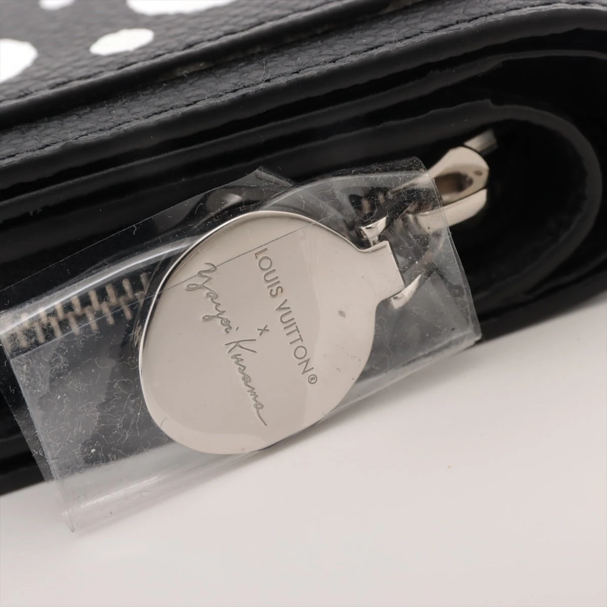 ヴィトン×草間彌生 モノグラムアンプラント ポルトフォイユ クレア