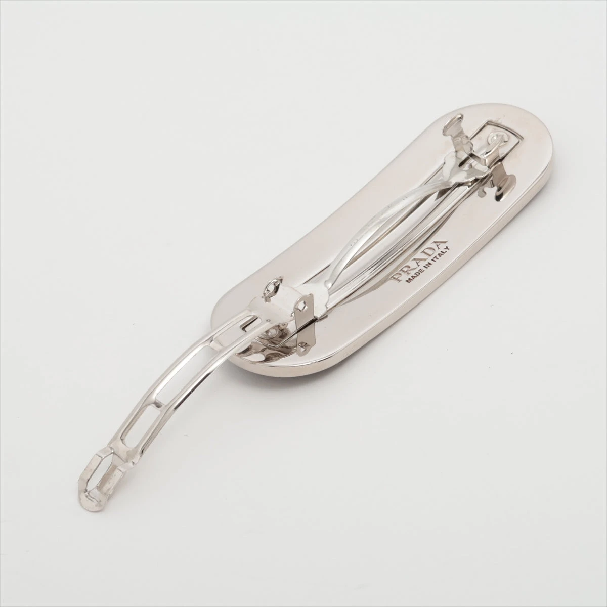 PRADA メタル　ヘアクリップ　バレッタ　正規品 国内買付【PRADA】メタル ヘアクリップ ヘアアクセサリー (PRADA