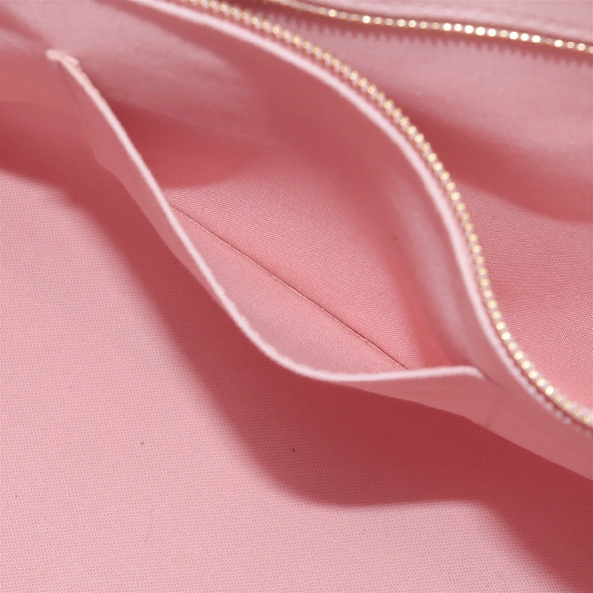 ヴィトン モノグラム ジャイアント オンザゴー GM M44569 A2757442